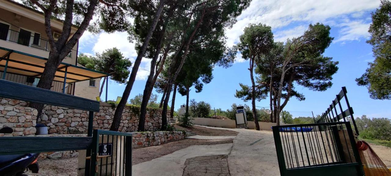 Villa Paula Murter Bagian luar foto