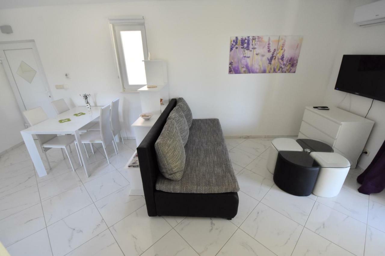 Villa Paula Murter Bagian luar foto